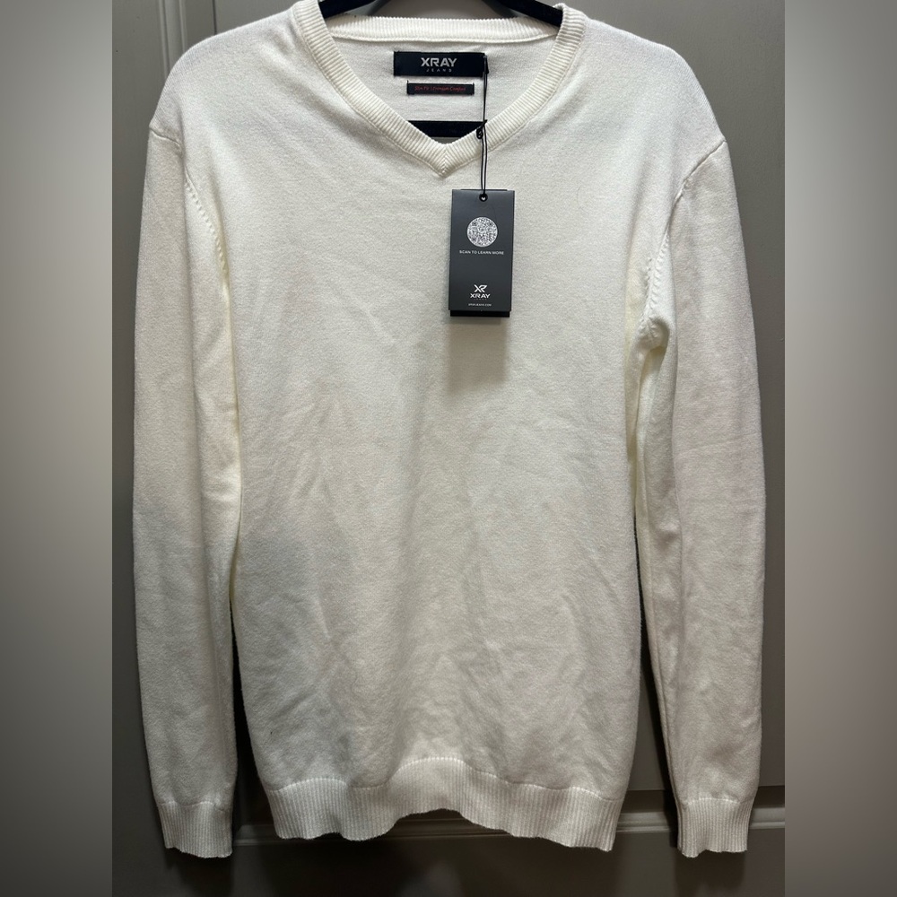 X-Ray Jeans Size M V-Neck Off-White Sweater NWT